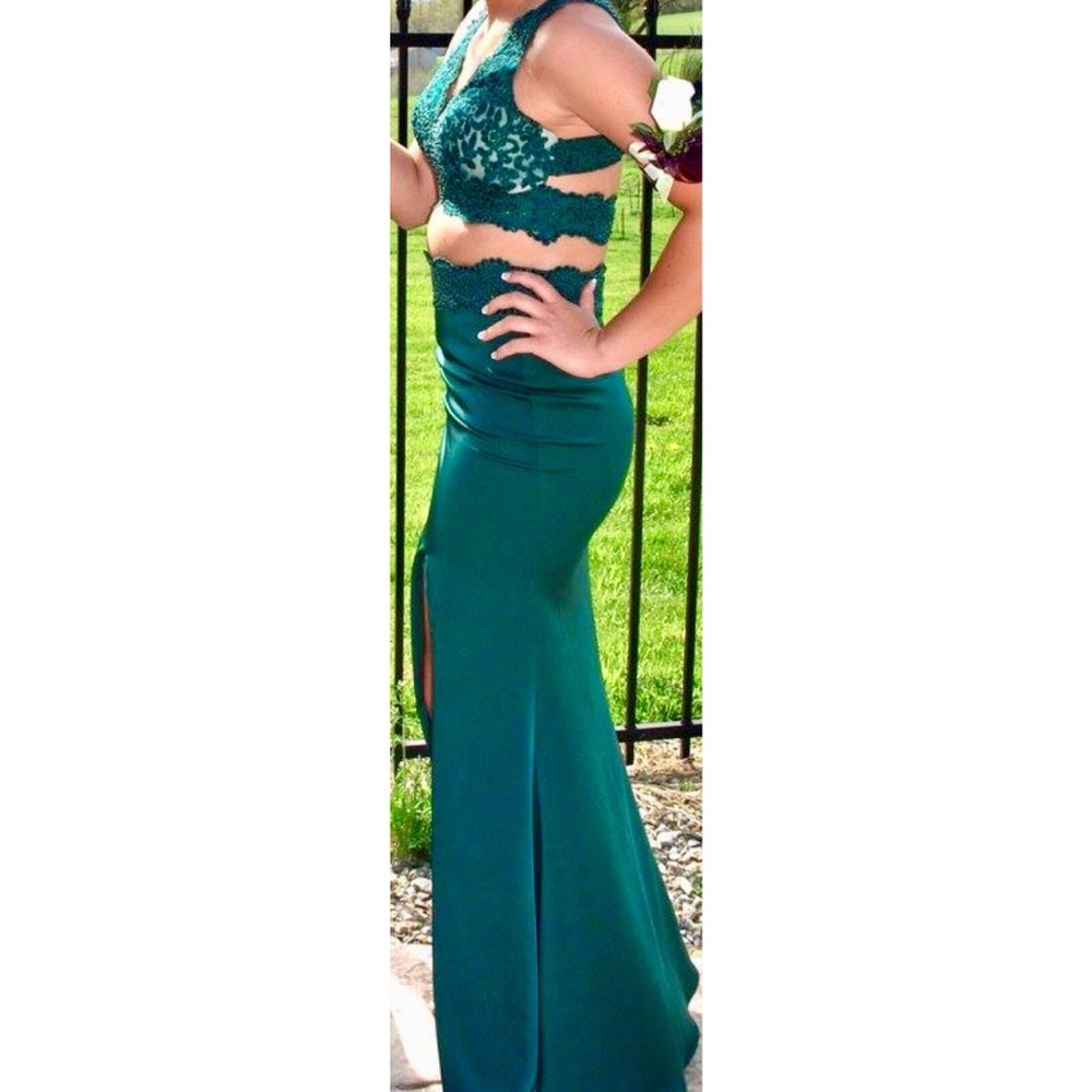Size 4 prom dress